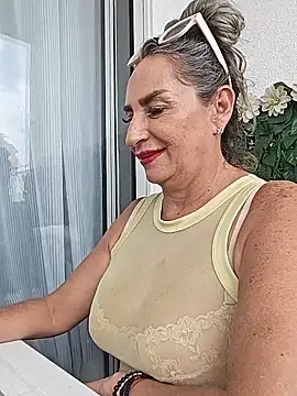 Lossexycacha's Live Chat Room