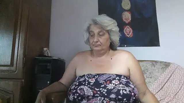 ExquisiteMature Webcam-Show