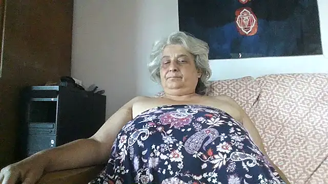 ExquisiteMature: διαδικτυακό σόου στην κάμερα