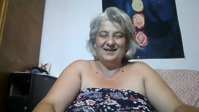 ExquisiteMature's Live XXX Chat
