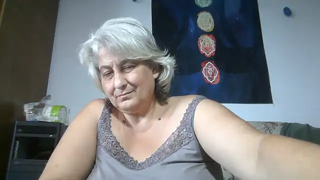 ExquisiteMature's Live XXX Chat