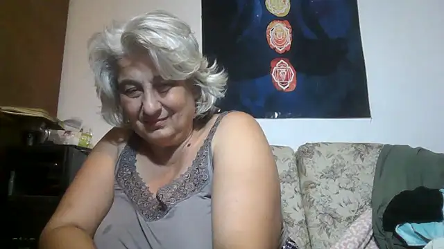 ExquisiteMature's Live XXX Chat