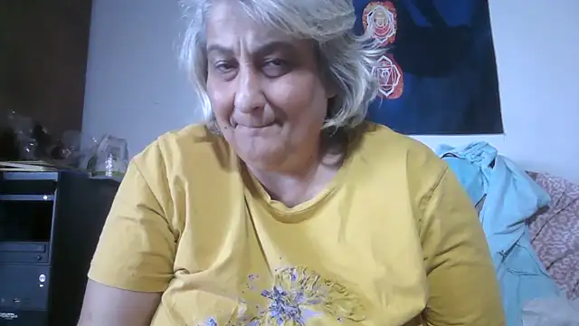 Chat XXX en directo de ExquisiteMature