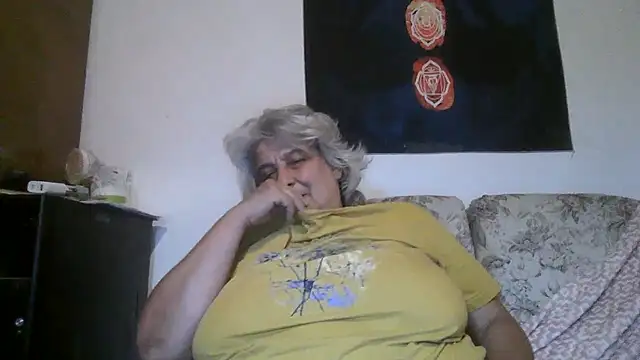 ExquisiteMature's Live XXX Chat