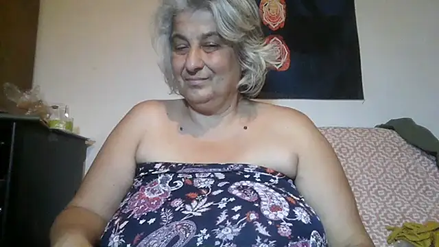 ExquisiteMature Adlı Modelin Canlı XXX Sohbeti