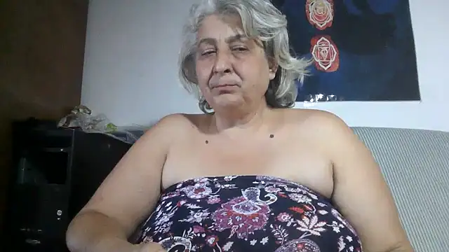 ExquisiteMature's Webcam Show