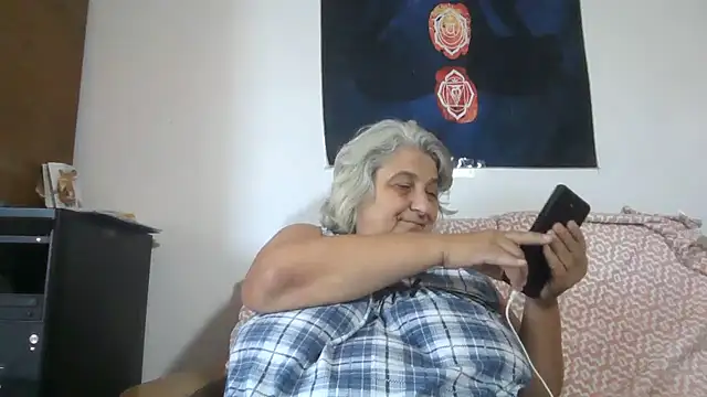 Chat +18 de ExquisiteMature ao vivo