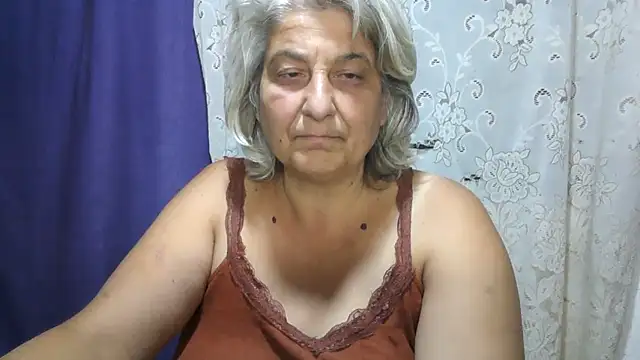 ExquisiteMature's Live XXX Chat