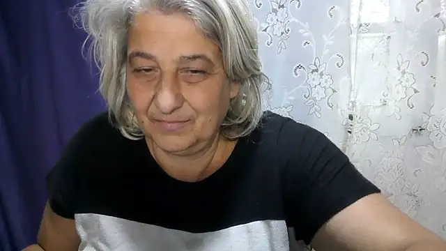 ExquisiteMature Adlı Modelin Canlı XXX Sohbeti