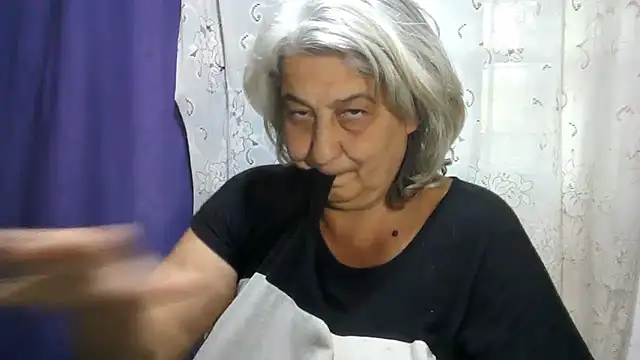 ExquisiteMature Webcam-Show