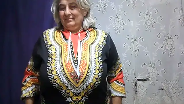 ExquisiteMature's Webcam Show
