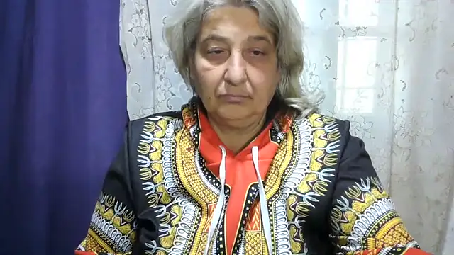 Chat +18 de ExquisiteMature ao vivo