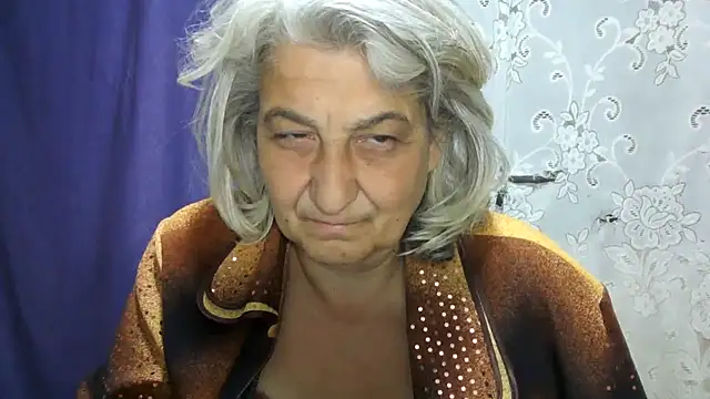 Chat XXX en directo de ExquisiteMature