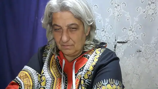 צ'אט XXX בשידור חי של ExquisiteMature