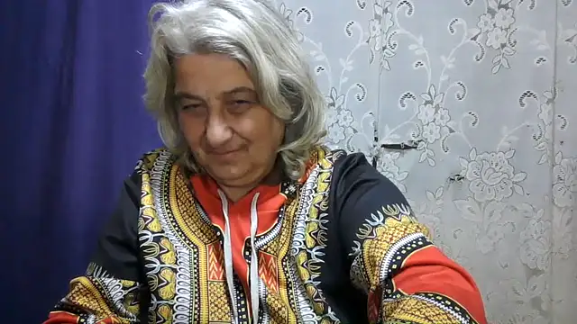ExquisiteMature: вебкам-шоу