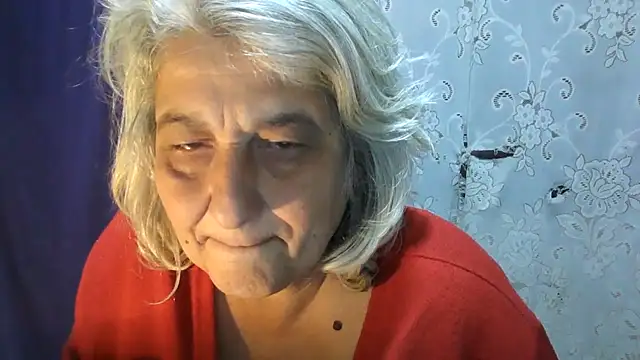 ExquisiteMature webkamerás műsora