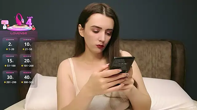 IamMolly: онлайн-секс-чат