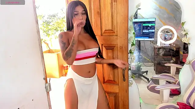 Show modela sofia_gold_ na web-kameri