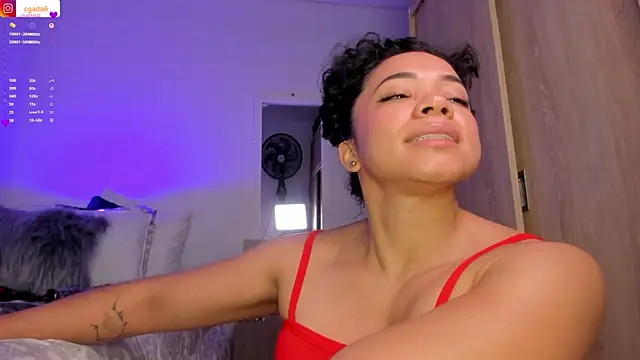 צ'אט XXX בשידור חי של carolgaita