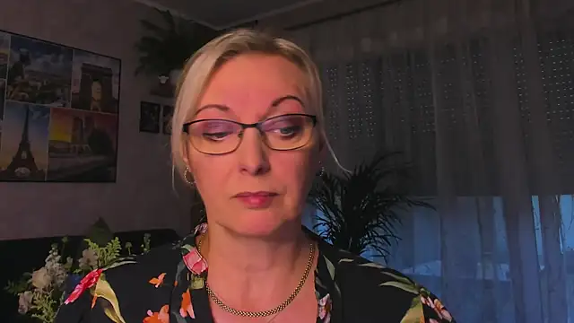 vanessa_chat webcam show