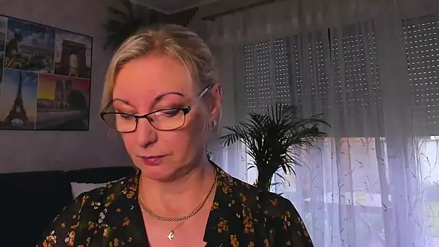 vanessa_chat's Live Chat Room