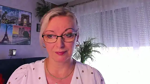 vanessa_chat webcam show
