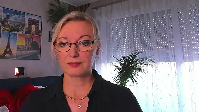 vanessa_chat's Live Chat Room