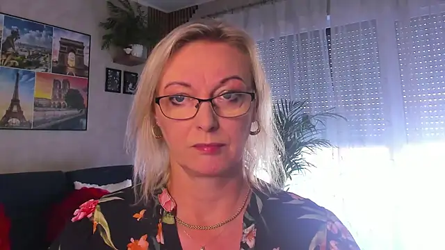 vanessa_chat: διαδικτυακό σόου στην κάμερα