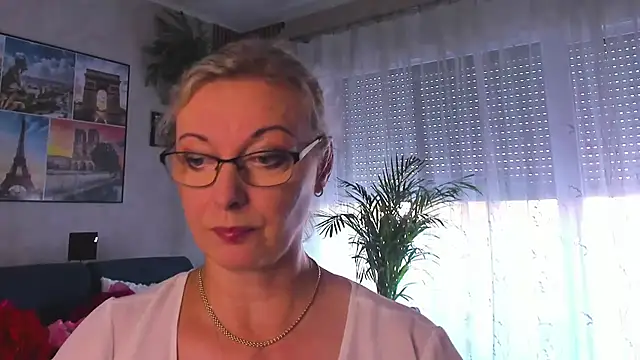 vanessa_chat: διαδικτυακό σόου στην κάμερα