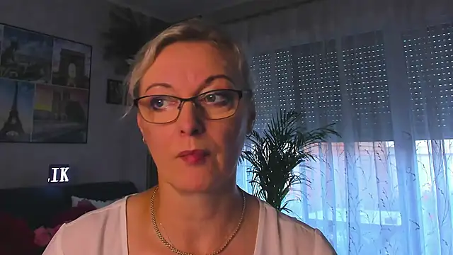 vanessa_chat: διαδικτυακό σόου στην κάμερα