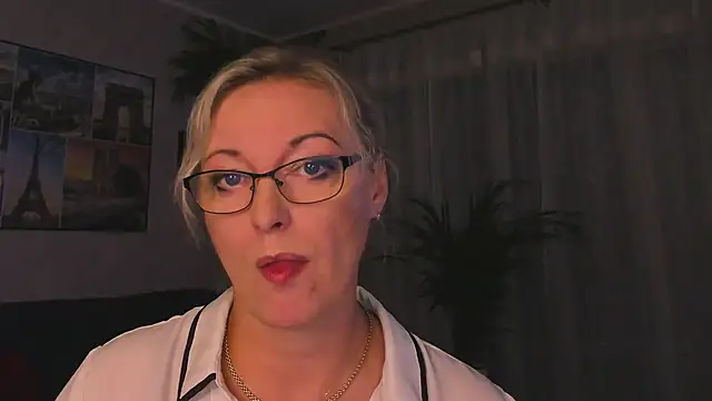 vanessa_chat: вебкам-шоу