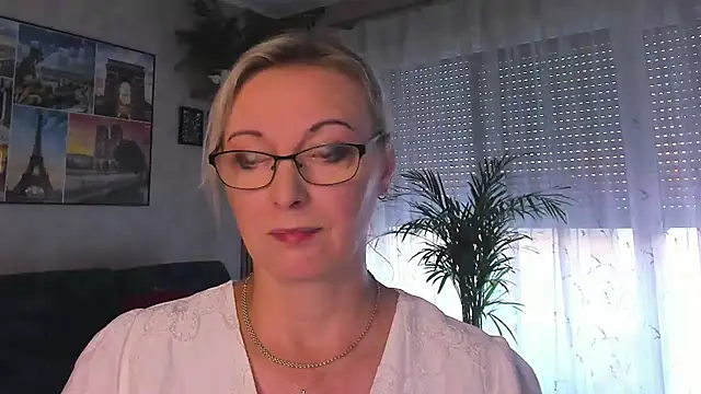 vanessa_chat Adlı Modelin Web Kamerası Şovu