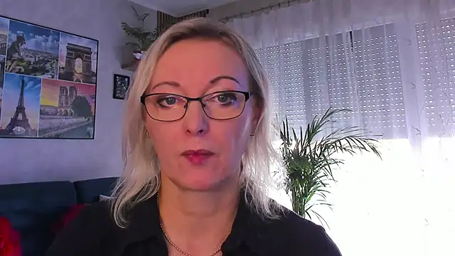 vanessa_chat: вебкам-шоу