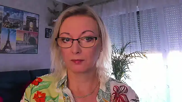 vanessa_chat Adlı Modelin Web Kamerası Şovu