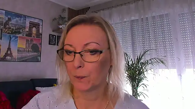 Show de vanessa_chat na webcam