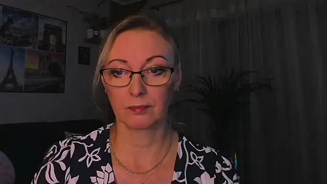 Show modela vanessa_chat na web-kameri