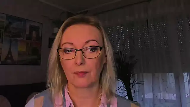 vanessa_chat Adlı Modelin Web Kamerası Şovu