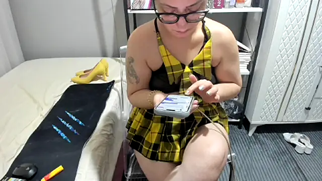 squirtgame 现场XXX聊天
