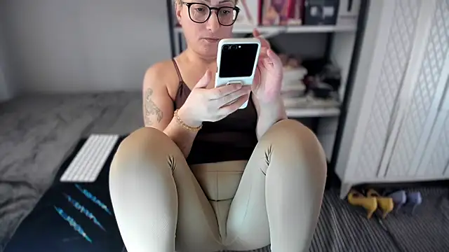 squirtgame Adlı Modelin Web Kamerası Şovu