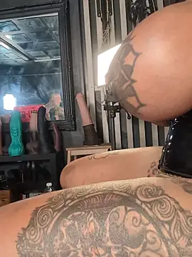 Show modela DarkDea na web-kameri