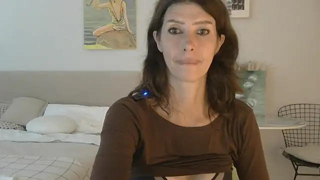 WhiteQueen888's Live XXX Chat