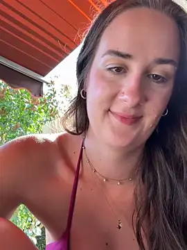 EllaMae Pertunjukan Webcam