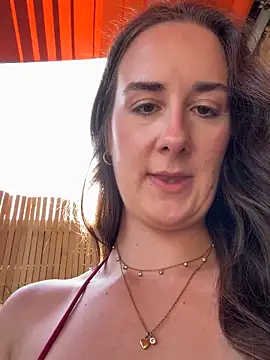 EllaMae's Webcam Show