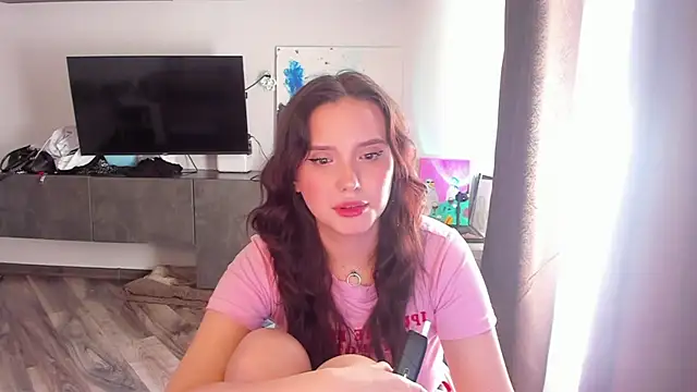 DoraCharmer's Webcam Show