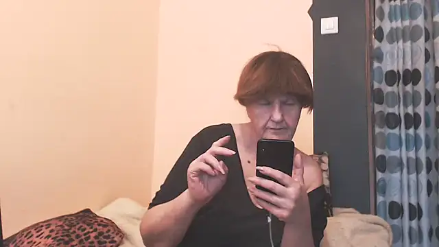 Chat XXX en directo de MioritaHard