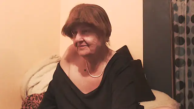 Chat +18 de MioritaHard ao vivo