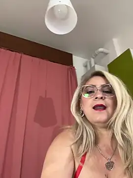 Chat +18 de x_elena_x ao vivo