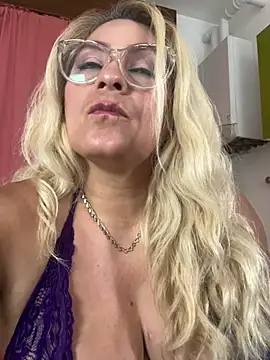 x_elena_x's Webcam Show