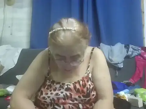 xloverboobsx's Live XXX Chat