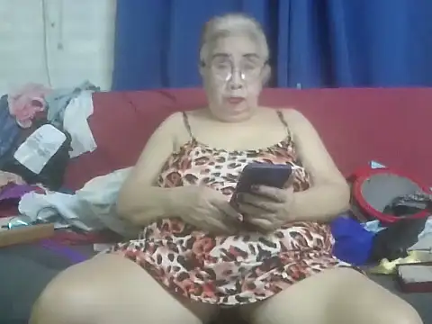 xloverboobsx Adlı Modelin Canlı XXX Sohbeti